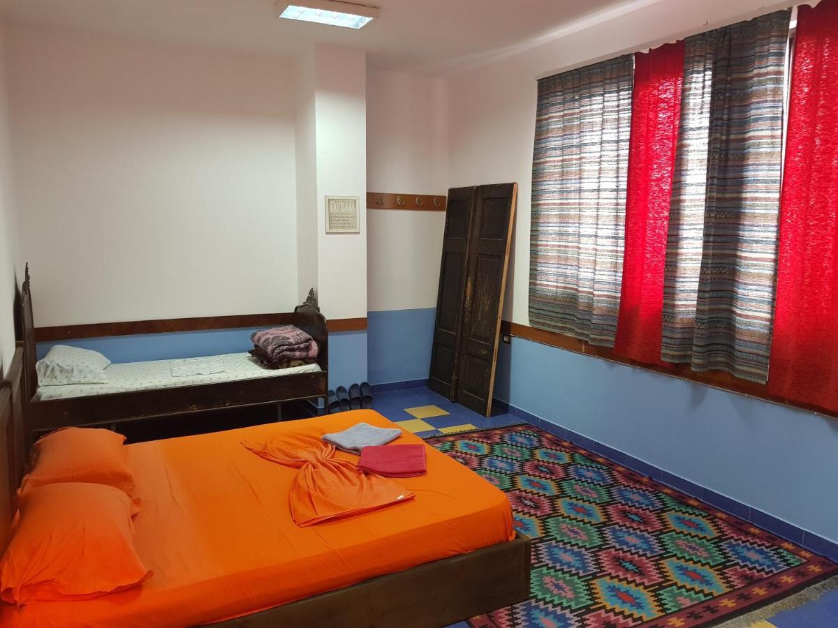 Home Hostel Shkodër Dış mekan fotoğraf