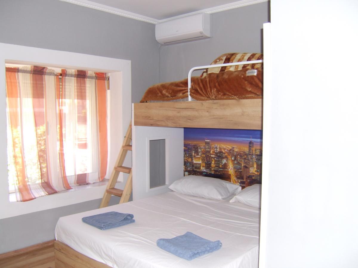 Home Hostel Shkodër Dış mekan fotoğraf