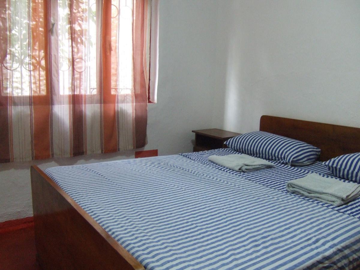 Home Hostel Shkodër Dış mekan fotoğraf