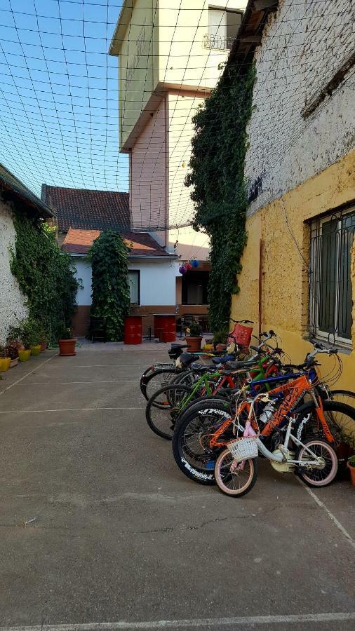 Home Hostel Shkodër Dış mekan fotoğraf